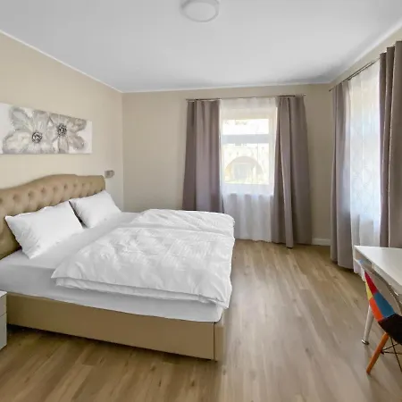 Toscanina Garni 4*
